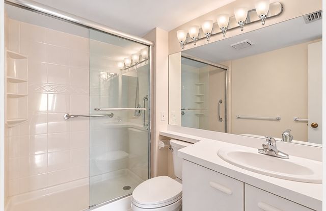 321 Place Ln 321, Woburn, MA 01801