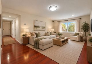 321 Place Ln 321, Woburn, MA 01801