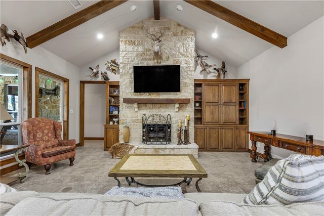 907 Plainfield Court, College Station, TX 77845