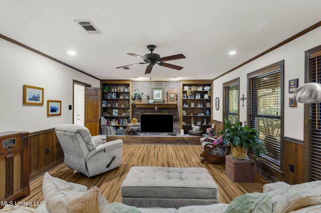 103 Wickstead Drive, Clinton, MS 39056