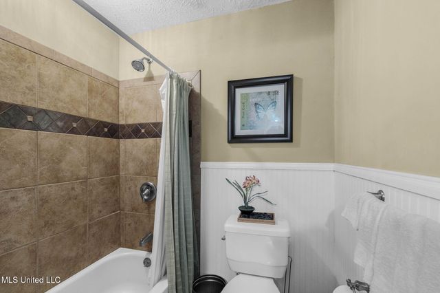 103 Wickstead Drive, Clinton, MS 39056