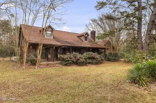 103 Wickstead Drive, Clinton, MS 39056