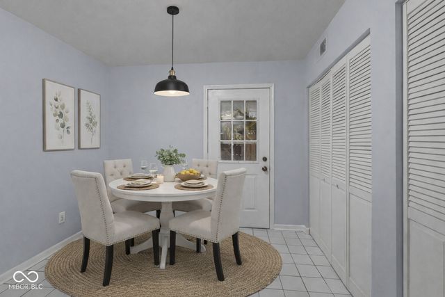 9458 Fordham Street, Indianapolis, IN 46268