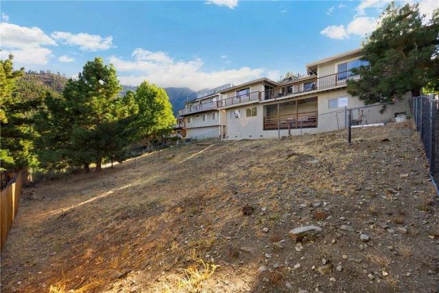 5495 Summit Drive, Wrightwood, CA 92397