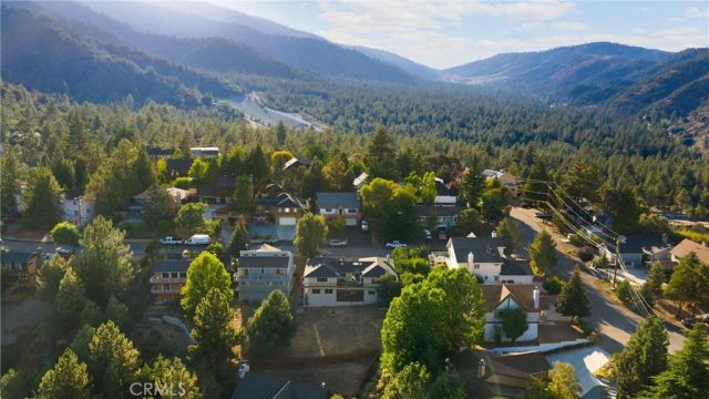 5495 Summit Drive, Wrightwood, CA 92397