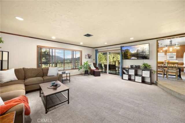 5495 Summit Drive, Wrightwood, CA 92397