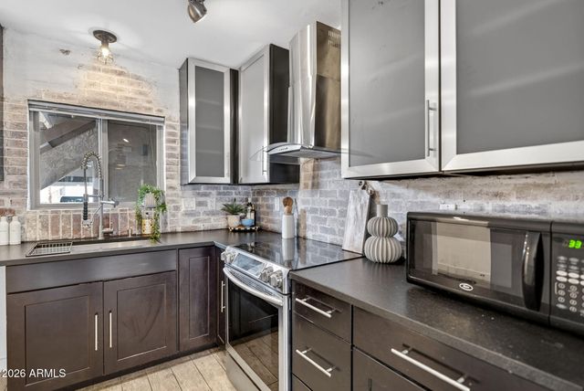 7436 E CHAPARRAL Road B126, Scottsdale, AZ 85250