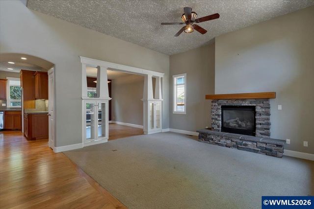 1674 Olympia Ct NW, Salem, OR 97304