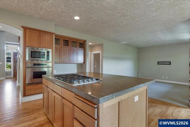 1674 Olympia Ct NW, Salem, OR 97304