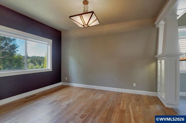 1674 Olympia Ct NW, Salem, OR 97304