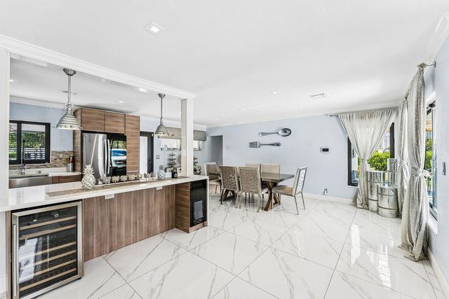 201 NE 26th Avenue, Pompano Beach, FL 33062