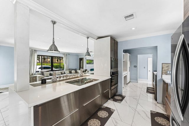 201 NE 26th Avenue, Pompano Beach, FL 33062