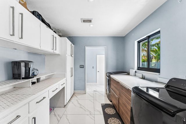 201 NE 26th Avenue, Pompano Beach, FL 33062