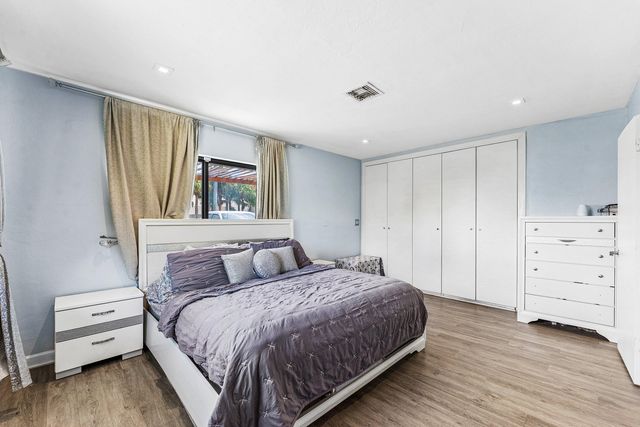 201 NE 26th Avenue, Pompano Beach, FL 33062