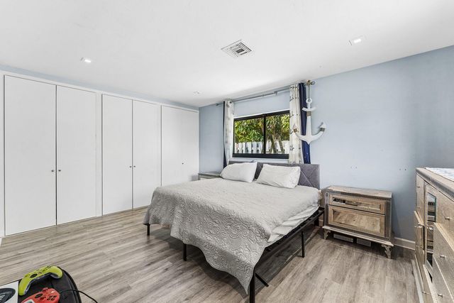 201 NE 26th Avenue, Pompano Beach, FL 33062