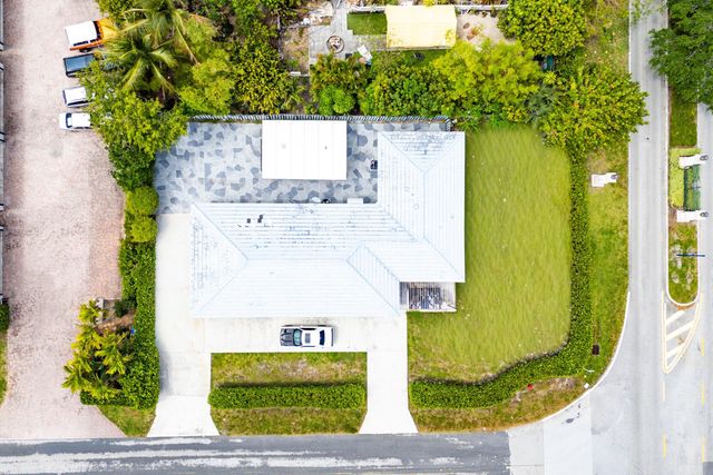 201 NE 26th Avenue, Pompano Beach, FL 33062