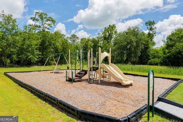 3033 Reynolda Drive, Hahira, GA 31632