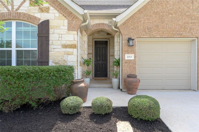 2013 Waterview RD, Georgetown, TX 78628