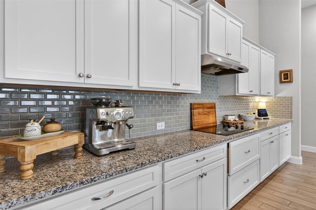 2013 Waterview RD, Georgetown, TX 78628