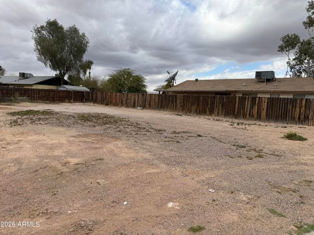 1676 S PECOS Drive 13, Casa Grande, AZ 85194