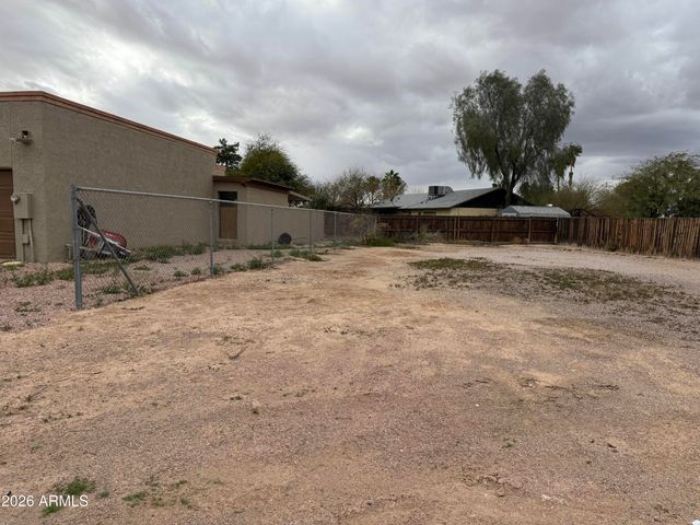 1676 S PECOS Drive 13, Casa Grande, AZ 85194