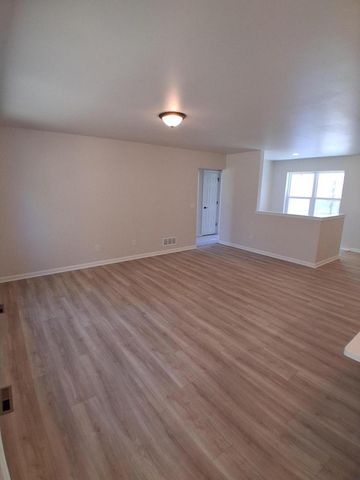 418 Village LANE, Ripon, WI 54971