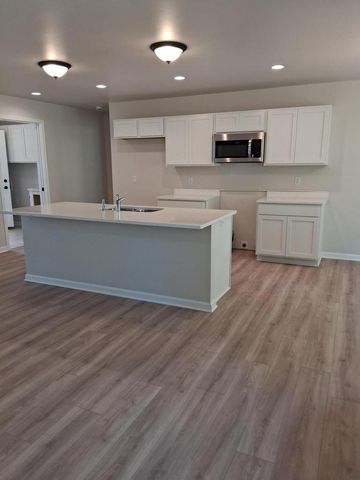 418 Village LANE, Ripon, WI 54971