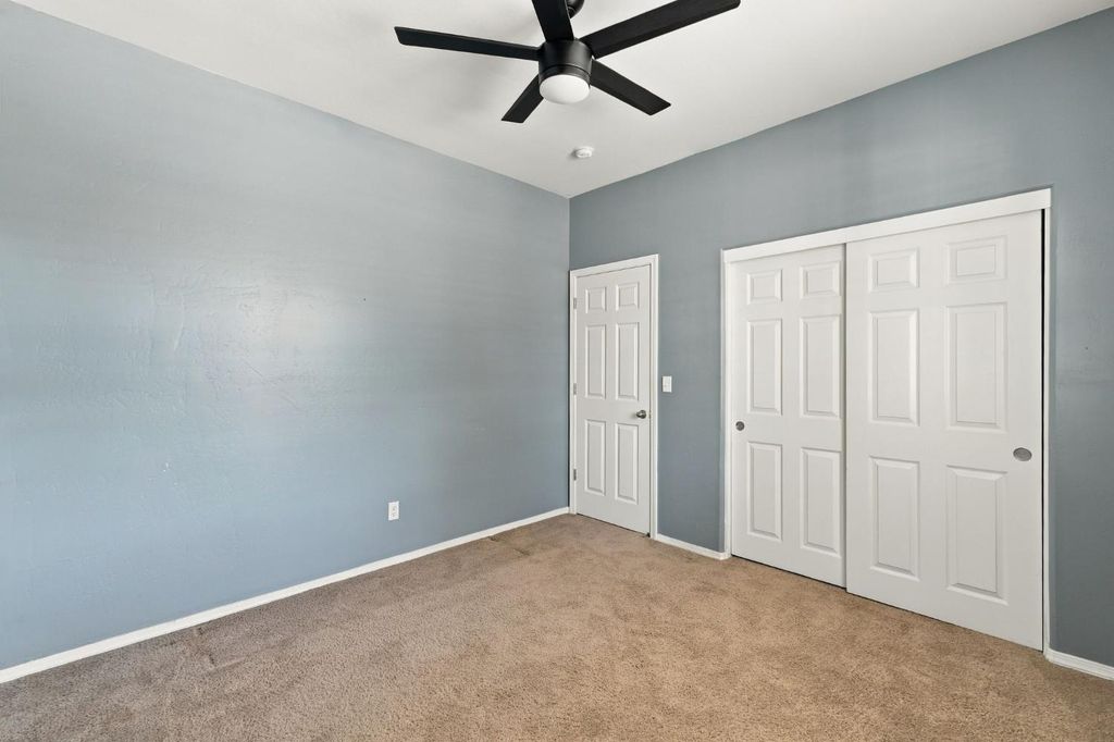 Image 20 of property listing at 1556 Bellflower St, Kingsburg, CA 93631