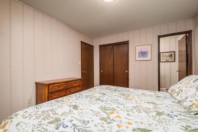 1644 Crystal Air Dr, South Lake Tahoe, CA 96150