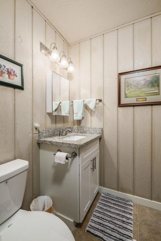 1644 Crystal Air Dr, South Lake Tahoe, CA 96150