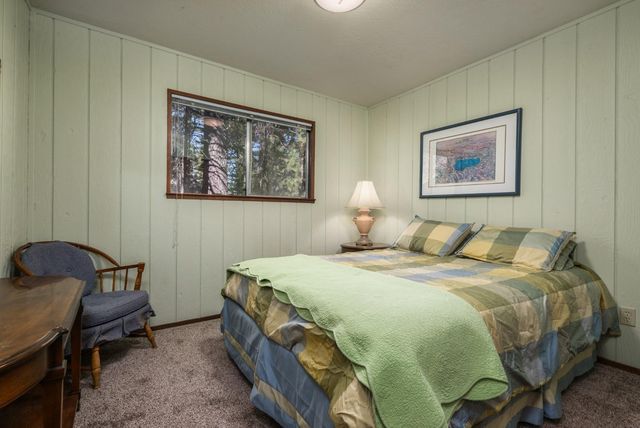 1644 Crystal Air Dr, South Lake Tahoe, CA 96150