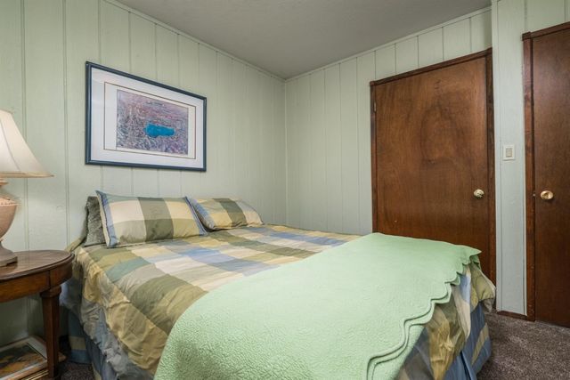 1644 Crystal Air Dr, South Lake Tahoe, CA 96150