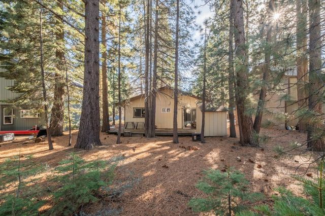 1644 Crystal Air Dr, South Lake Tahoe, CA 96150