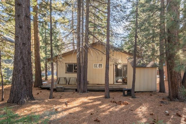 1644 Crystal Air Dr, South Lake Tahoe, CA 96150