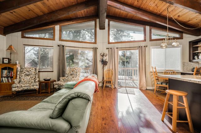 1644 Crystal Air Dr, South Lake Tahoe, CA 96150