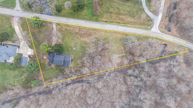 2260 Carriage Road, Powell, OH 43065