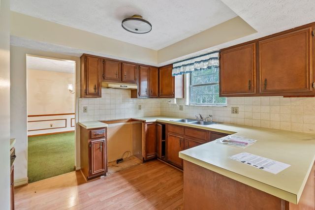 2260 Carriage Road, Powell, OH 43065