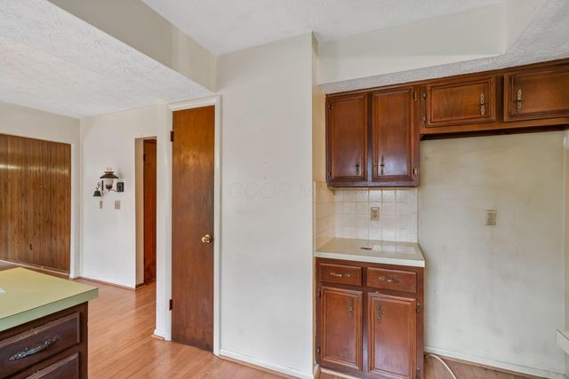 2260 Carriage Road, Powell, OH 43065