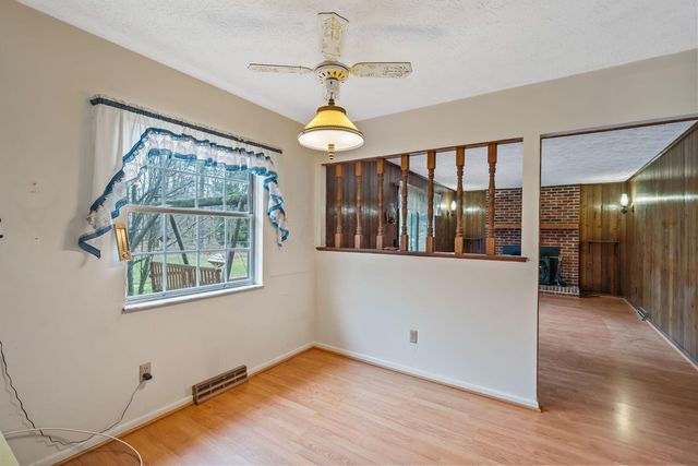 2260 Carriage Road, Powell, OH 43065