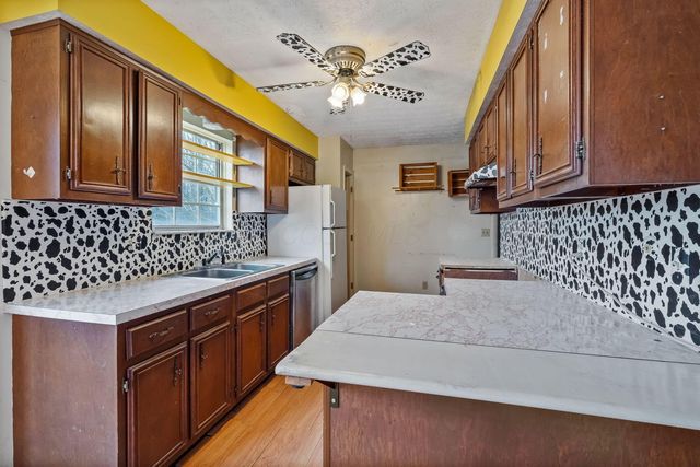 2260 Carriage Road, Powell, OH 43065