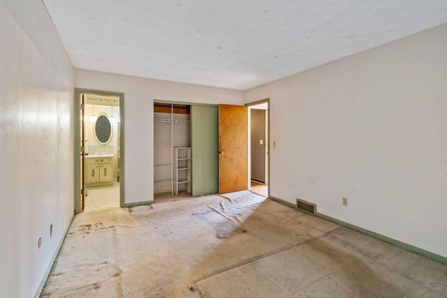 2260 Carriage Road, Powell, OH 43065