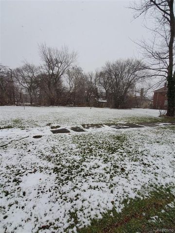 126 Westminster, Detroit, MI 48202