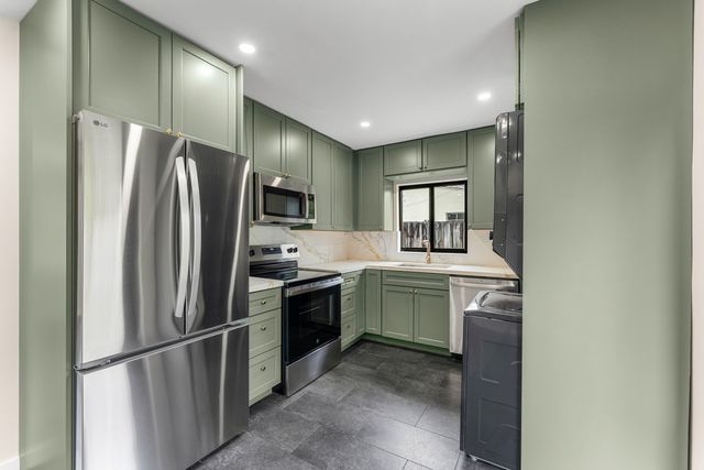321 NE 59th Street, Fort Lauderdale, FL 33334
