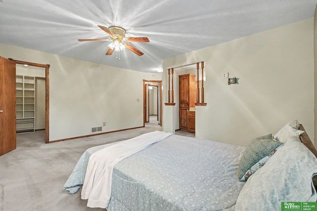 10405 Polk Street, Omaha, NE 68127