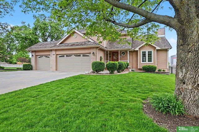 10405 Polk Street, Omaha, NE 68127