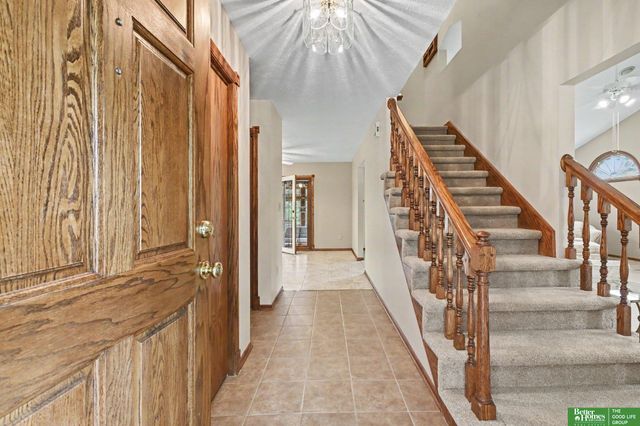 10405 Polk Street, Omaha, NE 68127