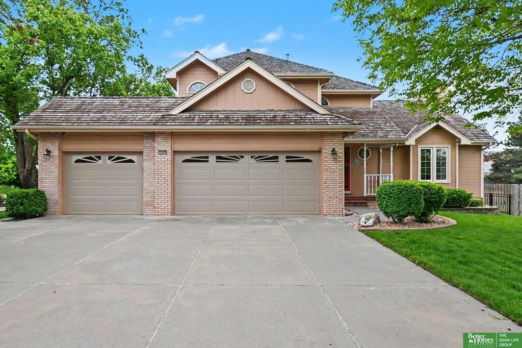 10405 Polk Street, Omaha, NE 68127