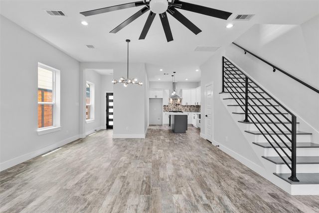 6611 Avenue O, Houston, TX 77011