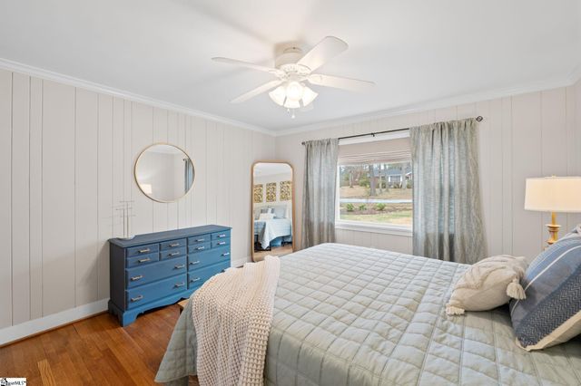 305 Crestwood Drive, Mauldin, SC 29662