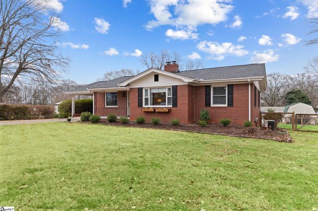 305 Crestwood Drive, Mauldin, SC 29662
